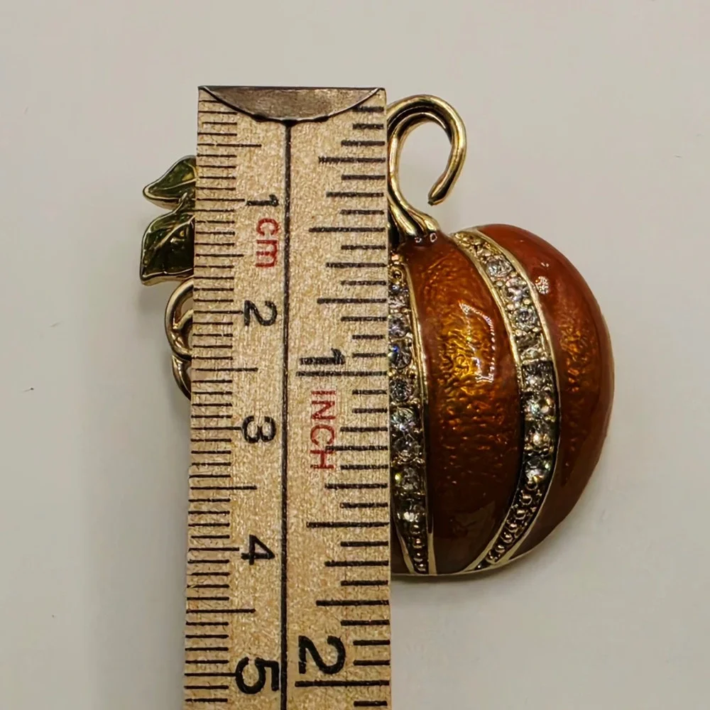 NAPIER Heavy Enamel Gold Tone Clear Rhinestone Pumpkin Pin Brooch Harvest Fall